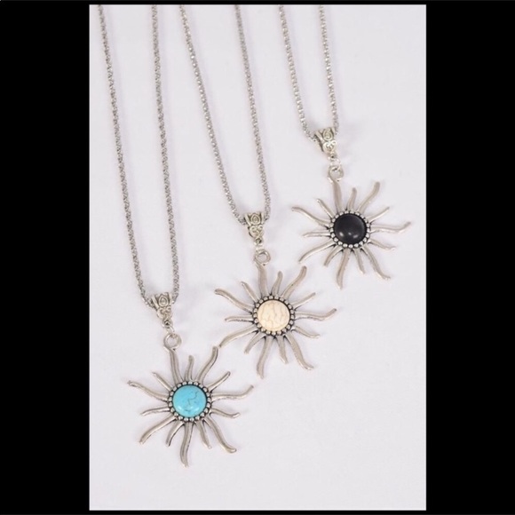 Silver Sun Howlite necklace - Picture 2 of 2